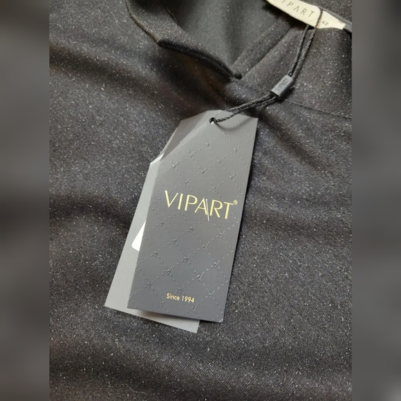 Vipart drop waist pleated high neck dress - Picture 9 of 14